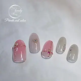 ネイル beauty ☪︎moonのネイルデザイン