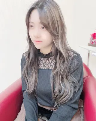 ロング カラー YURI ✨のヘアスタイル