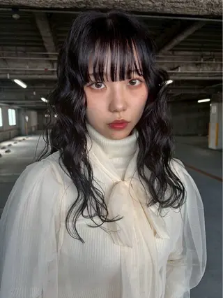 ロング 森口 しおんのヘアスタイル