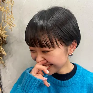ショート デザインカラー/パー マ🦖外岡咲希🦖のヘアスタイル