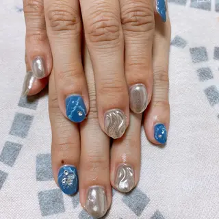 ネイル The Best Beauty受付担当のヘアスタイル