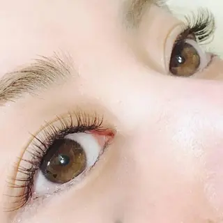 マツエク・マツパ ヘアーアシストビーム所属・eyelash bi-mの眉毛・アイブロウイメージ
