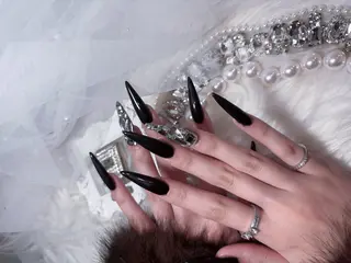 ネイル MADIA EMIのネイルデザイン