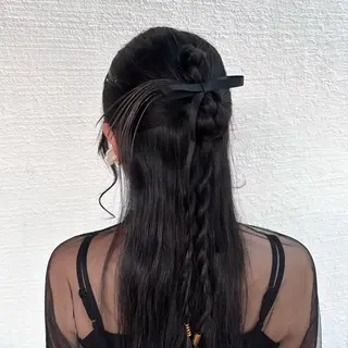 ヘアアレンジ Kazuha /透明感カラーのヘアスタイル