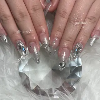 ネイル lisse所属・野村 歩弥のネイルデザイン