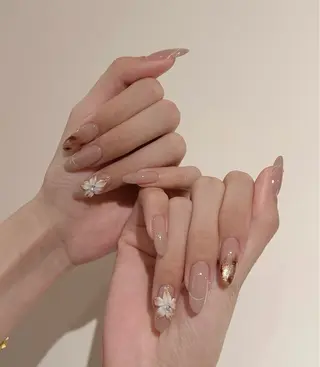 ネイル 高木 維麗絲のネイルデザイン