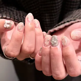 ネイル 🎀 Hiyubi._.nail 🫧所属・🎀フェイ フェイ🫧💗のネイルデザイン