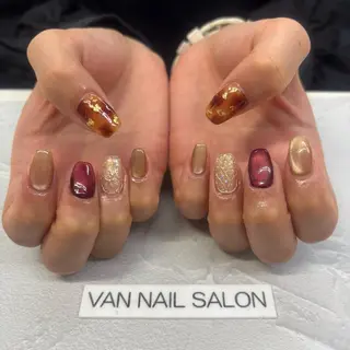 ネイル VANNAILSALON 海老名店所属・VANNAIL 海老名店のネイルデザイン