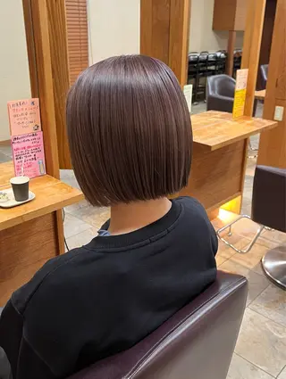 ショート 松浦 萌のヘアスタイル