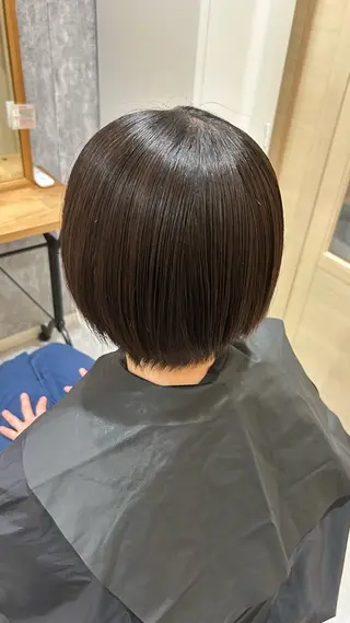 ショート カラー ♣️似合わせカット 艶髪カラーYUUGAのヘアスタイル