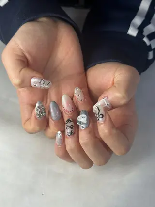 ネイル うにゃねいる🌷 Mayaのネイルデザイン