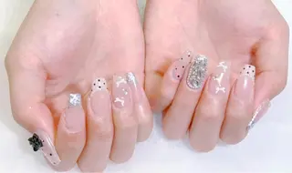 ネイル 小島 阿佑美のネイルデザイン