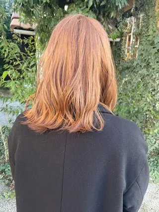 セミロング カラー 三上 涼帆のヘアスタイル