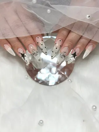 ネイル 【Laule‘a 】のネイルデザイン