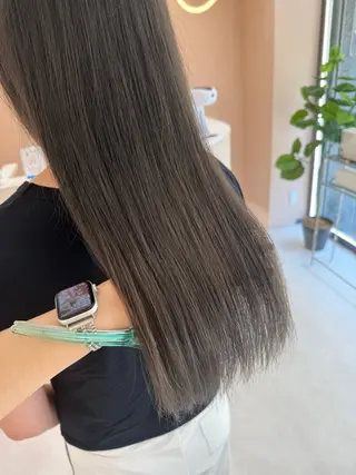 ロング カラー 🫧赤み消しカラー nanami🫧のヘアスタイル