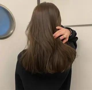 ミディアム カラー レイヤーカット 西宮北口/みなみのヘアスタイル