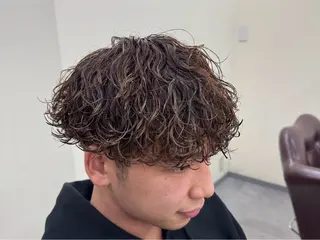 ショート カラー パーマ メンズ メンズ/パーマ/ 京都駅/井上光のヘアスタイル