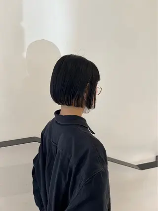 ショート カラー 中村 彩奈のヘアスタイル