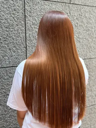 ロング Respia所属・早坂 匠/酸性ストレートのヘアスタイル