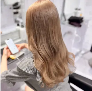 セミロング カラー 🫧うる艶トレンド 🫧透明感カラーのヘアスタイル