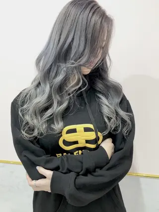 ロング カラー tuki yokohama所属・店長 小池アキトのヘアスタイル