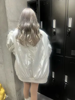 セミロング 駅チカ【ali'i】 アリイ花崎友美☘のヘアスタイル