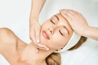 MIRAI小顔　名古屋店所属・MIRAI小顔 名古屋店YUKIのエステ・リラクイメージ