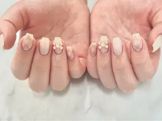 ネイル WonderShe nailsalon所属・WonderShe ひなのネイルデザイン