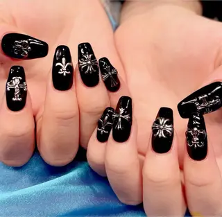 ネイル HIN NAILのネイルデザイン