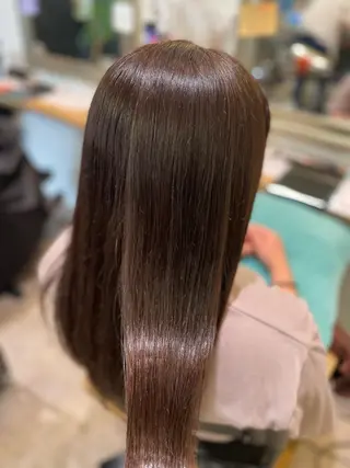 ロング 齋藤 真由のヘアスタイル