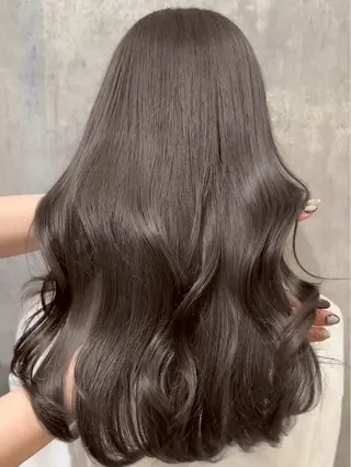 カラー 髙橋 恵永のヘアスタイル