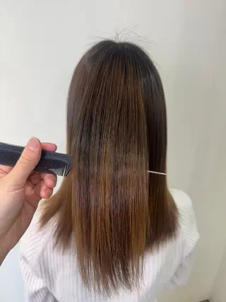 ミディアム tomona 𝜗𝜚のヘアスタイル