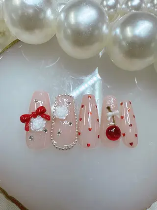 ネイル Queeens nailのネイルデザイン