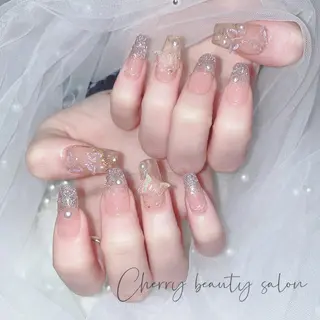 ネイル SAKURA 🍒のネイルデザイン