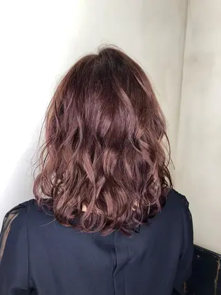 ミディアム カラー パーマ 美髪矯正 🌈髪質改善 山下のヘアスタイル