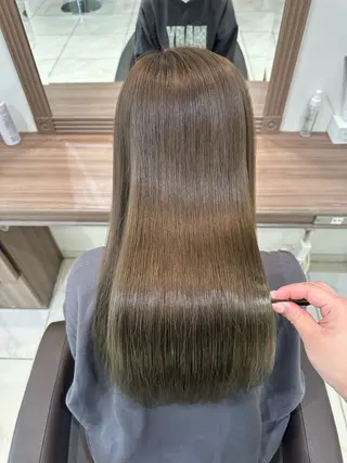 ロング カラー 冨樫 沙良のヘアスタイル