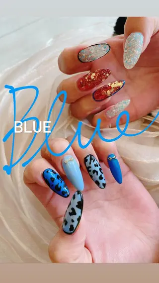 ネイル ネイル ティアラのネイルデザイン