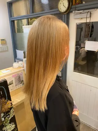 ロング カラー ブルースタイル池上店所属・原 なつみのヘアスタイル