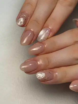 ネイル Li'a Bloom所属・🦋🤍 madoka🤍のネイルデザイン