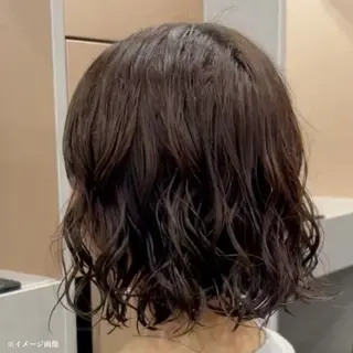 パーマ manami/ レイヤー/小顔カットのヘアスタイル