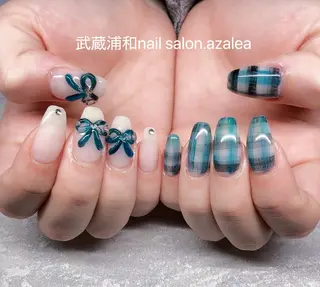 ネイル R inのネイルデザイン