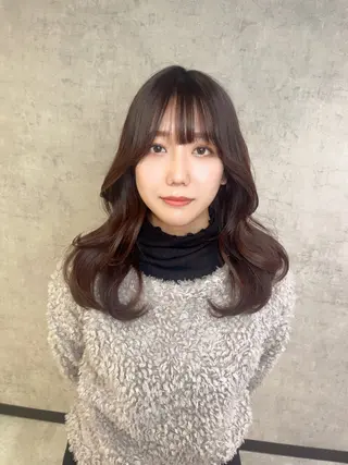 セミロング KAEDE🎀 ジャニオタ美容師のヘアスタイル