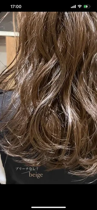 ロング カラー HOM所属・HOM chisaのヘアスタイル