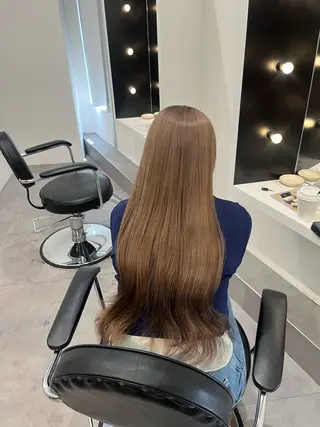 ロング カラー sunny所属・HONOKA/ ハイトーン艶カラーのヘアスタイル