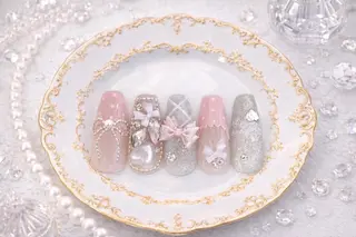 ネイル 南森町rebest 💅nailのネイルデザイン