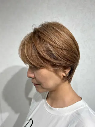 ショート 長屋 裕大のヘアスタイル