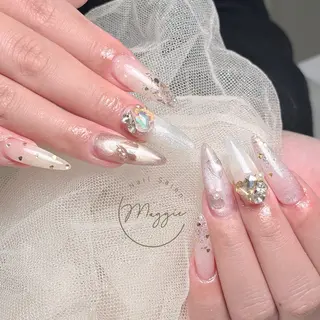 ネイル Maggie Nail🦩のネイルデザイン