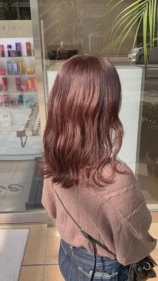セミロング カラー 明石遼/ベージュ / ピンクのヘアスタイル