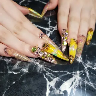 ロング ネイル クロキ 。のネイルデザイン