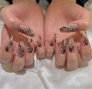 ネイル Tini ANA.CHUOのネイルデザイン